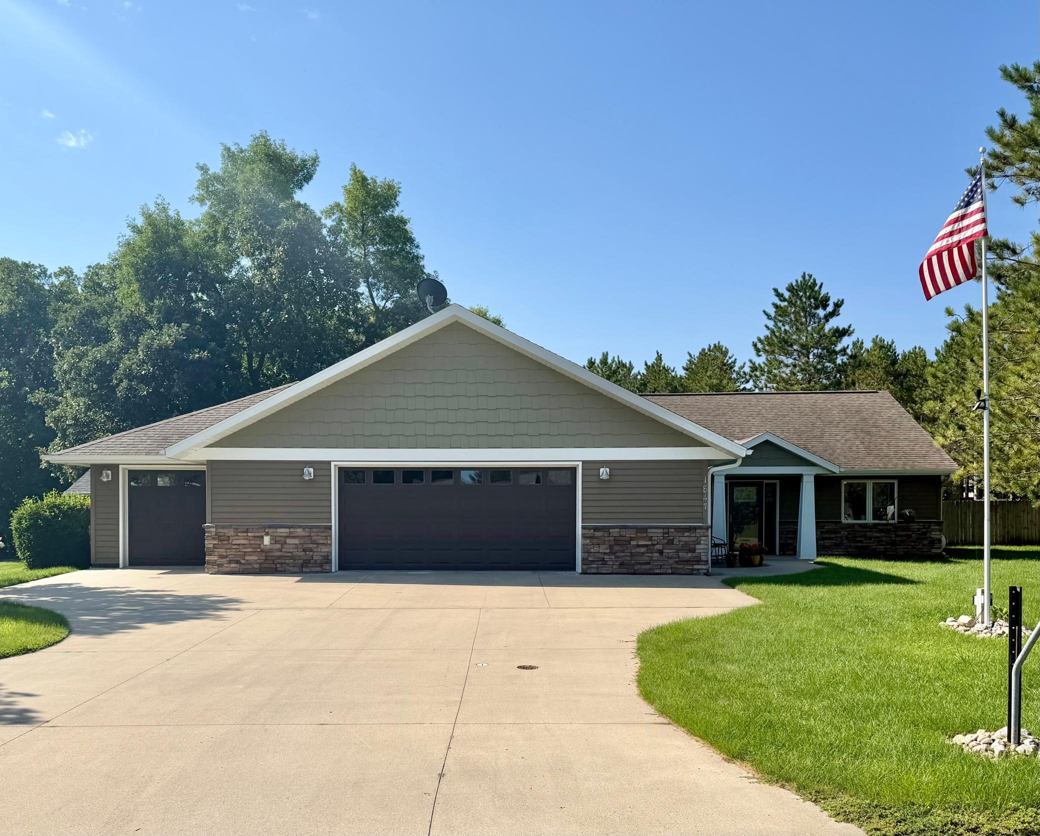 Residential 7129781