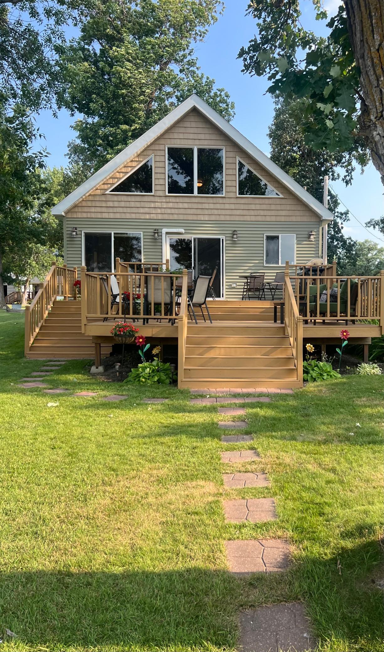 Lakehome 7129799