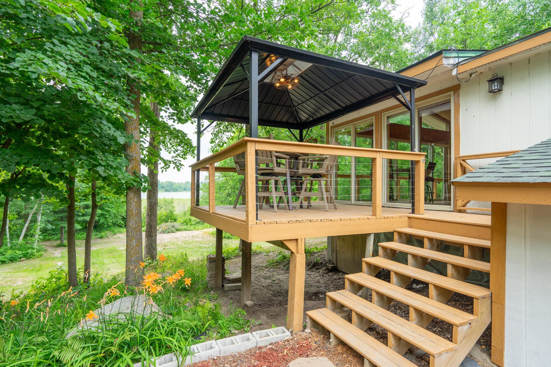 Lakehome 7130324