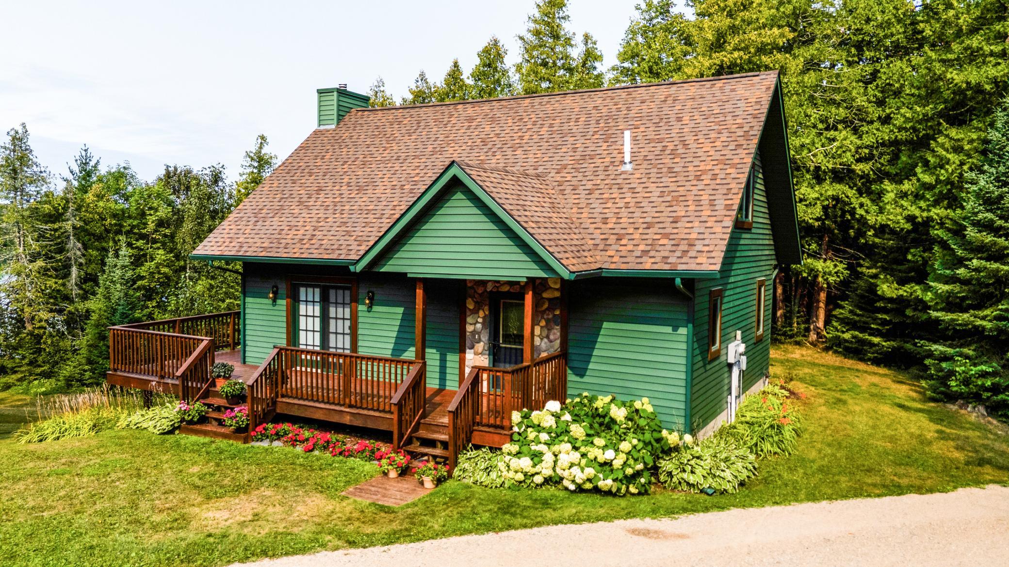 Lakehome 7130443