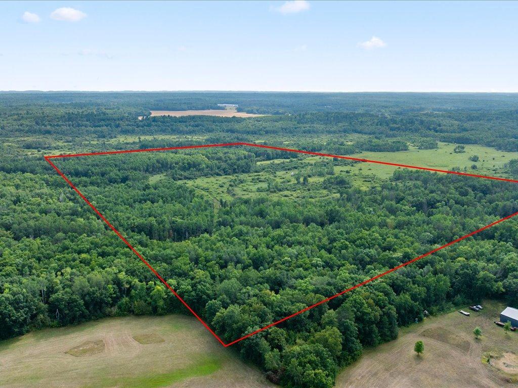 Land 7130730
