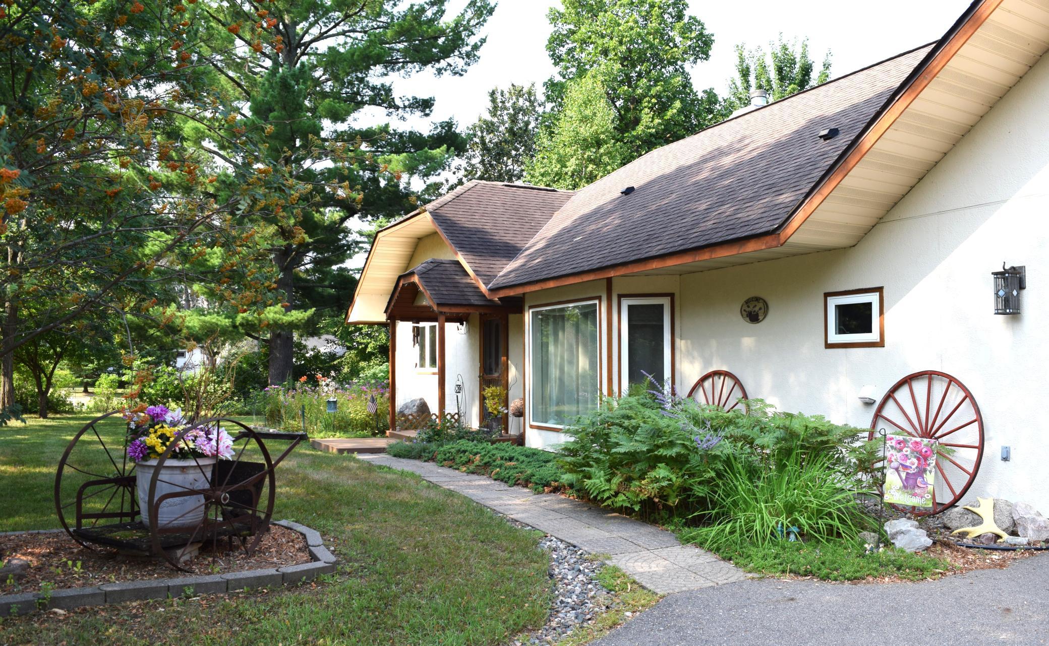 Lakehome 7130987
