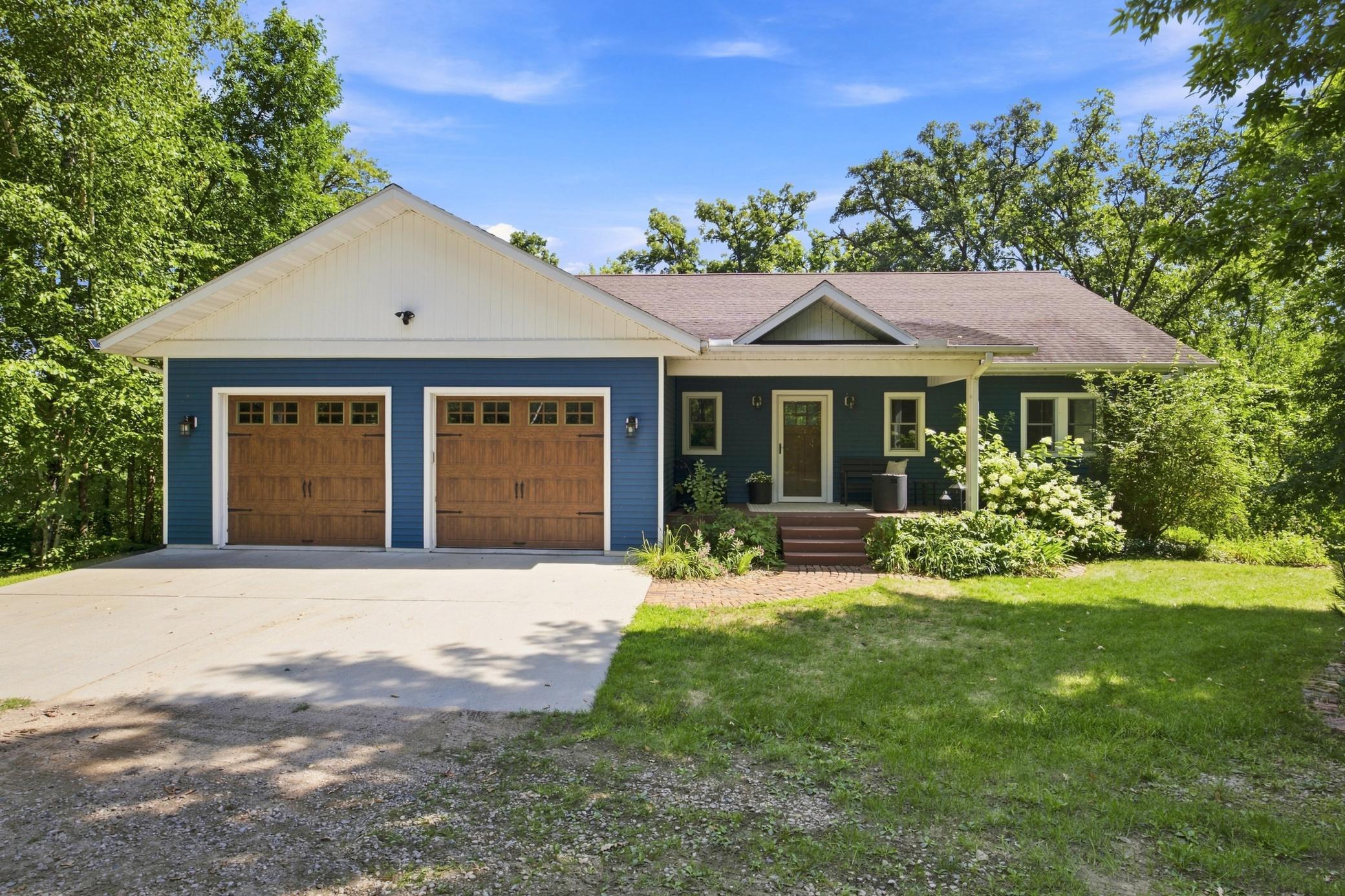 Residential 7131235