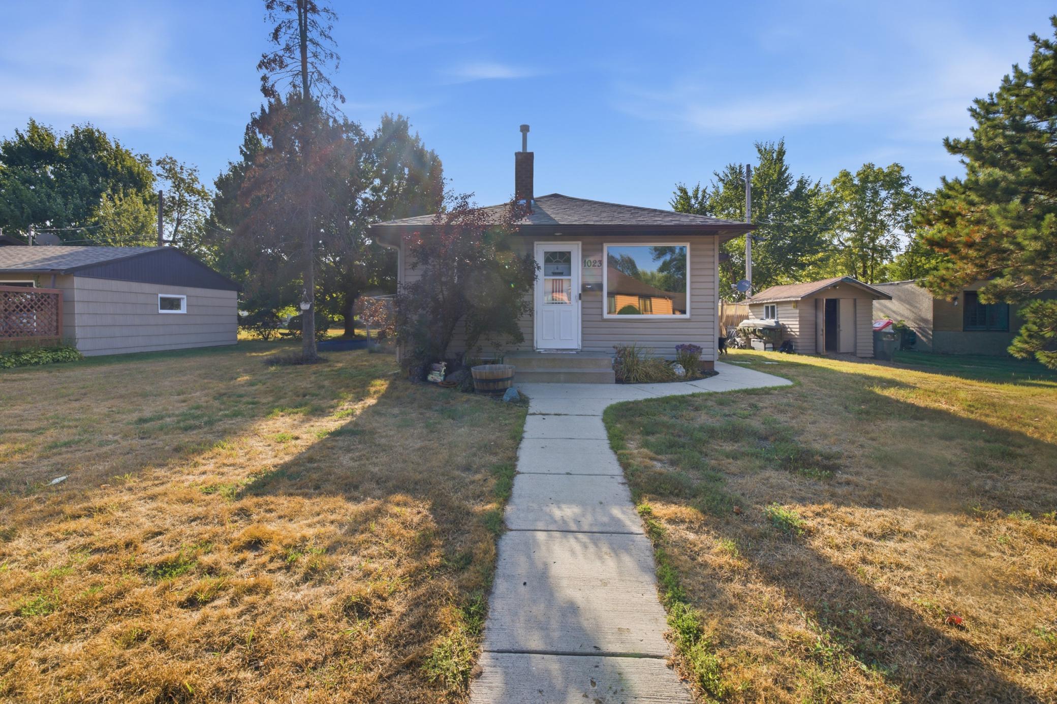 Residential 7131356