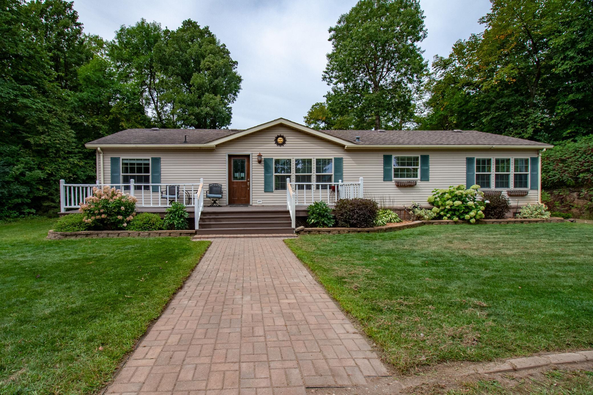 Lakehome 7131545