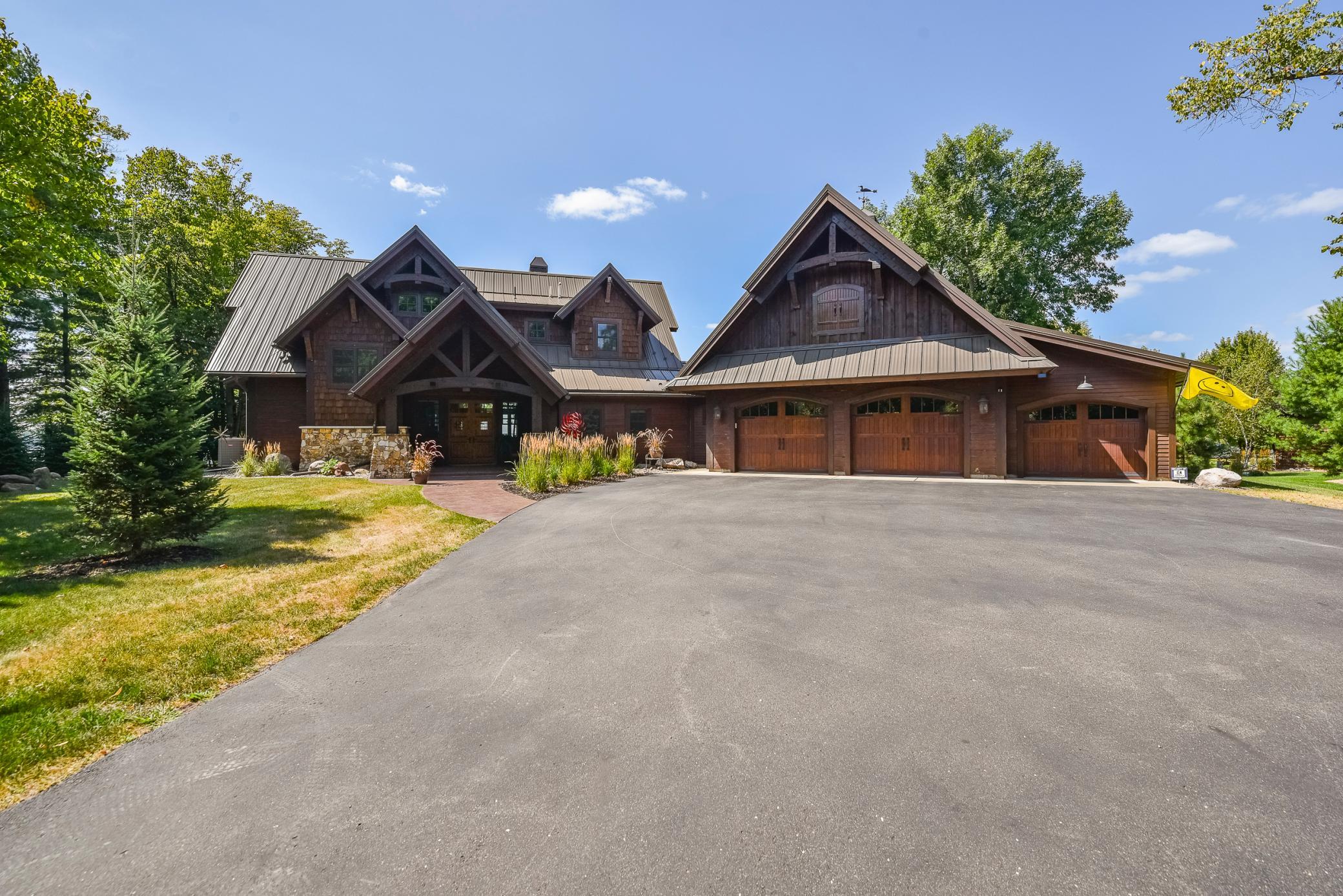 Lakehome 7132307