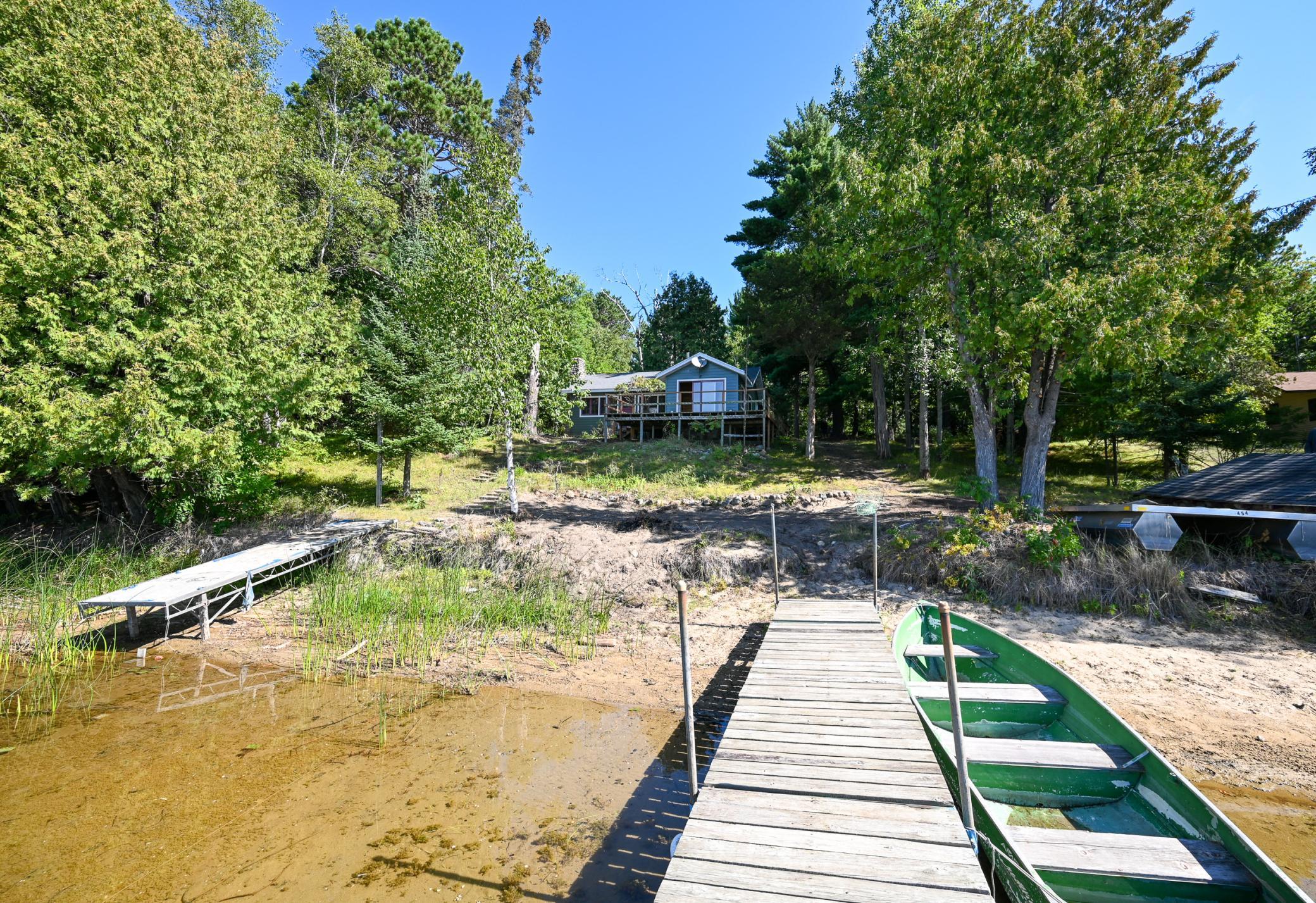 Lakehome 7134904