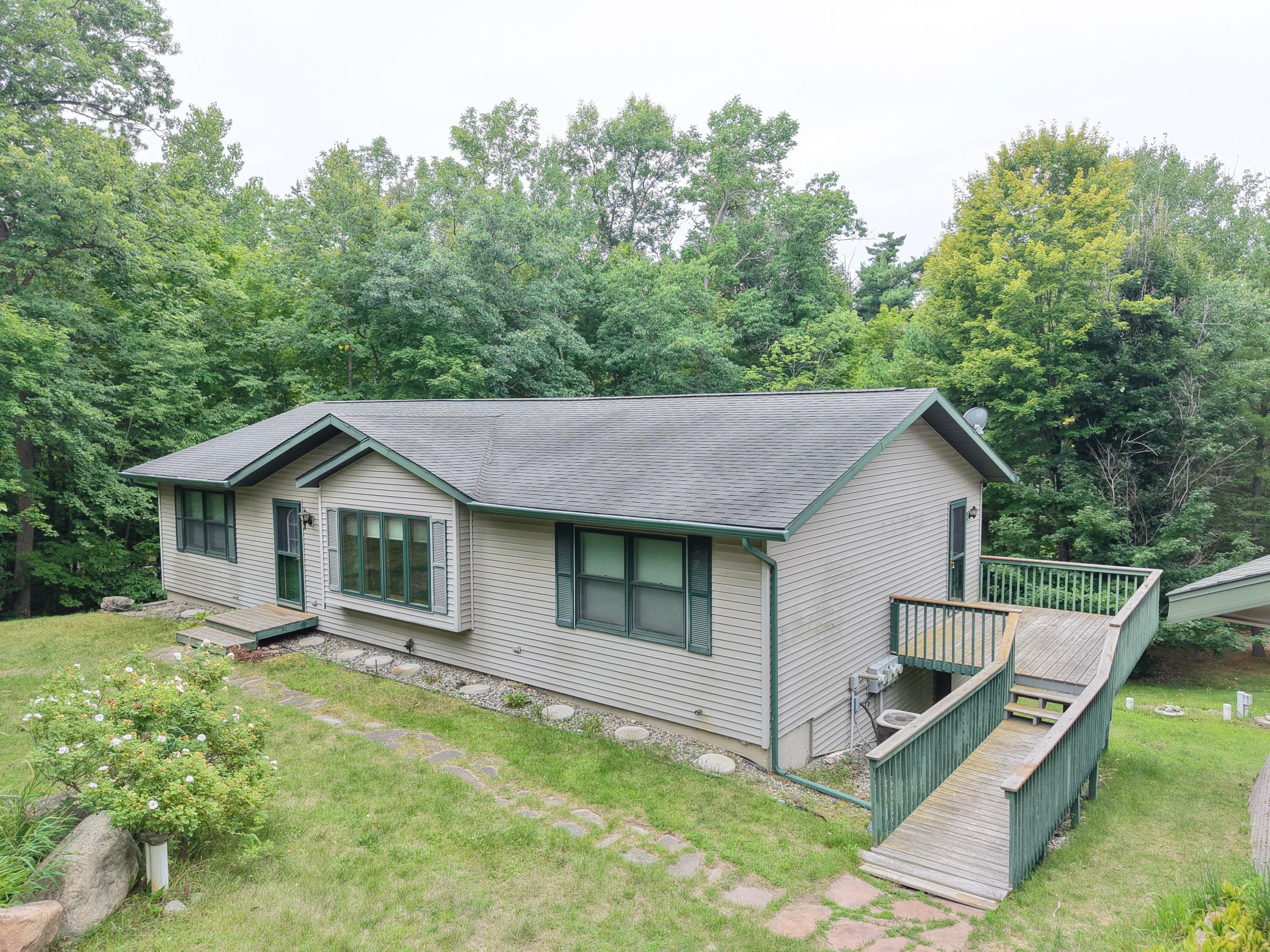 Lakehome 7135163
