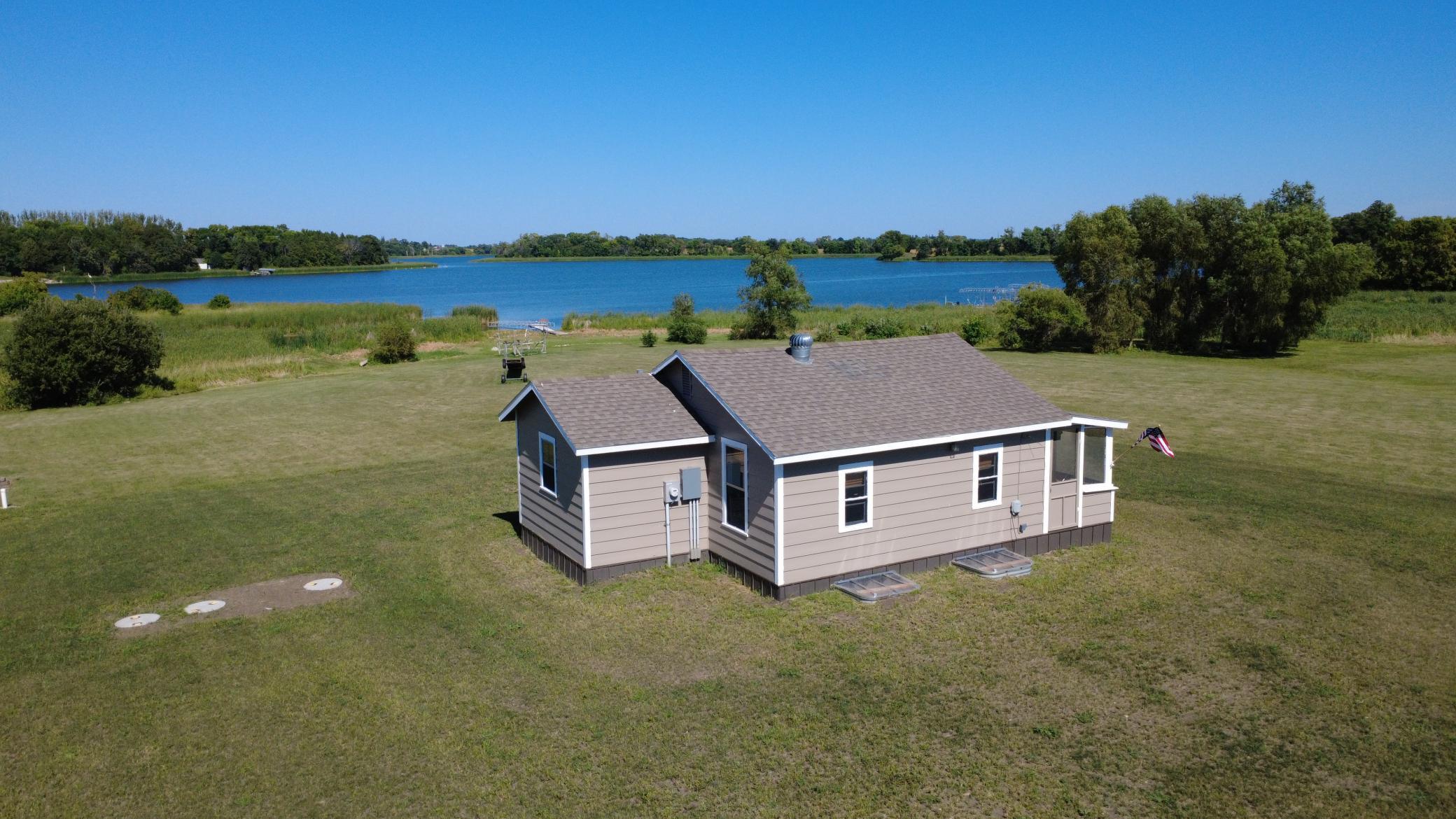 Lakehome 7136587