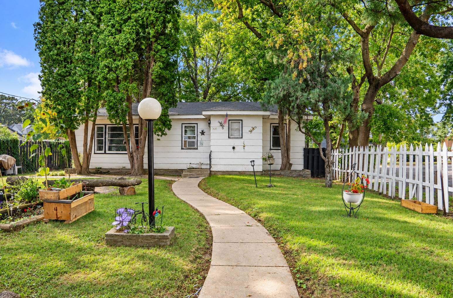 Residential 7136836