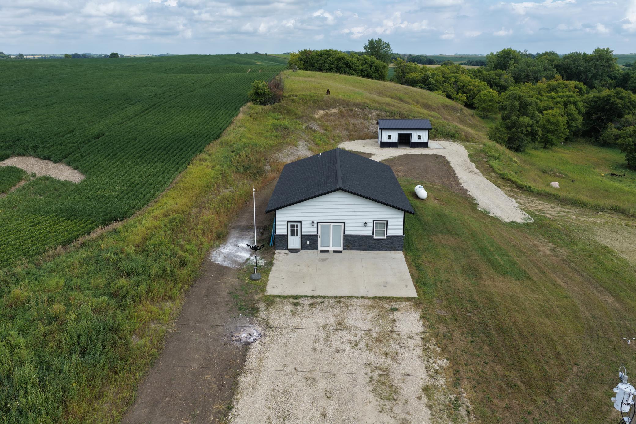 Residential 7137105