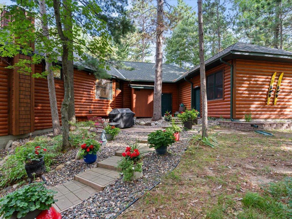 Lakehome 7137253