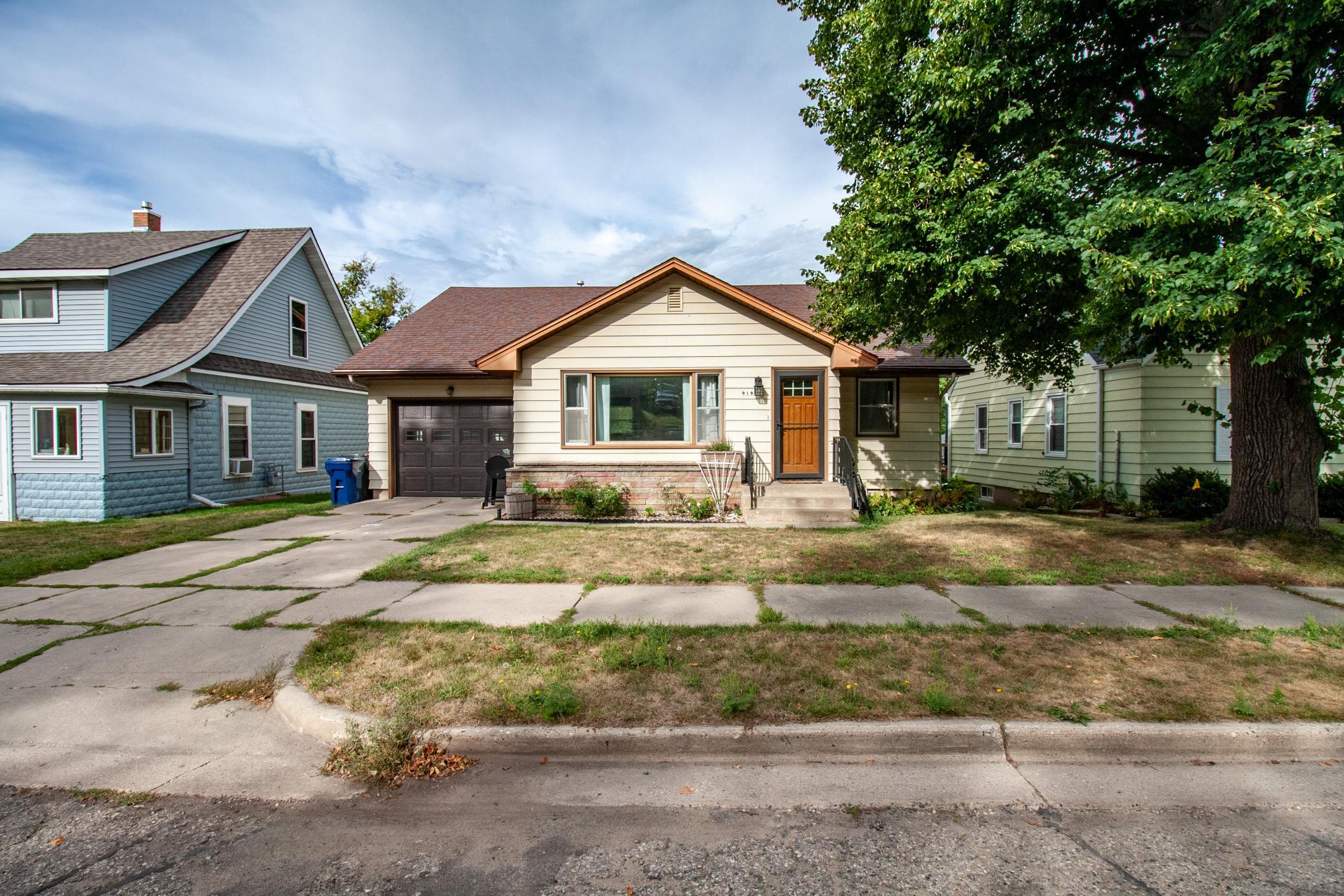 Residential 7137720