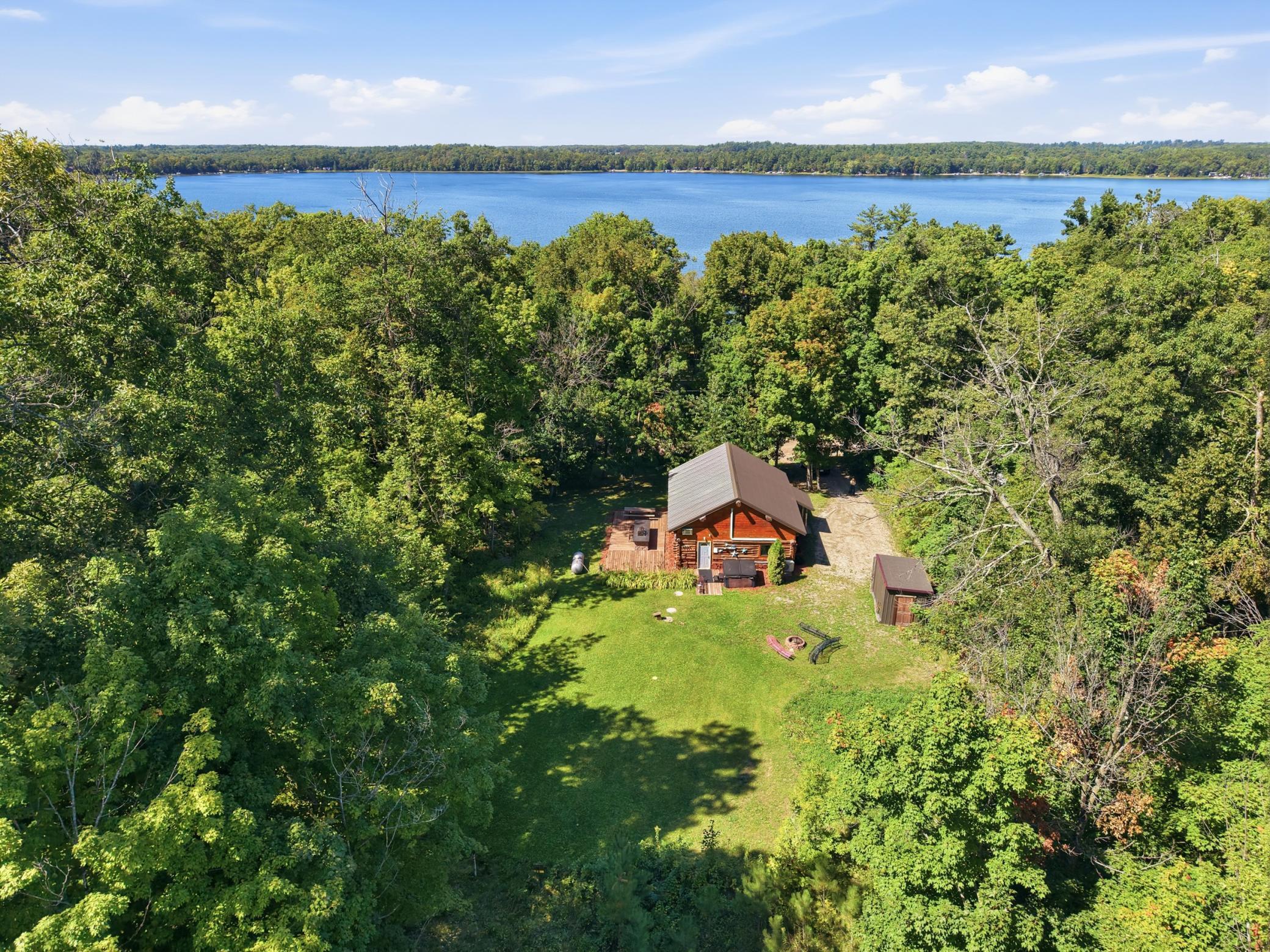 Lakehome 7138542