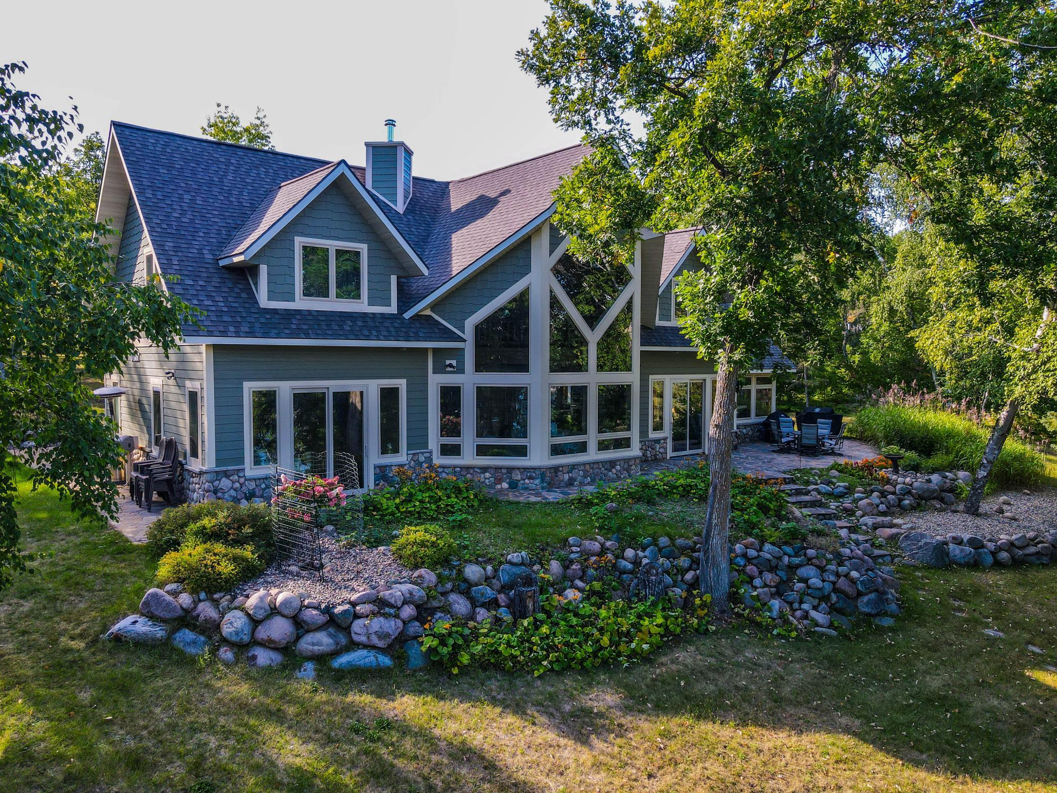 Lakehome 7139111