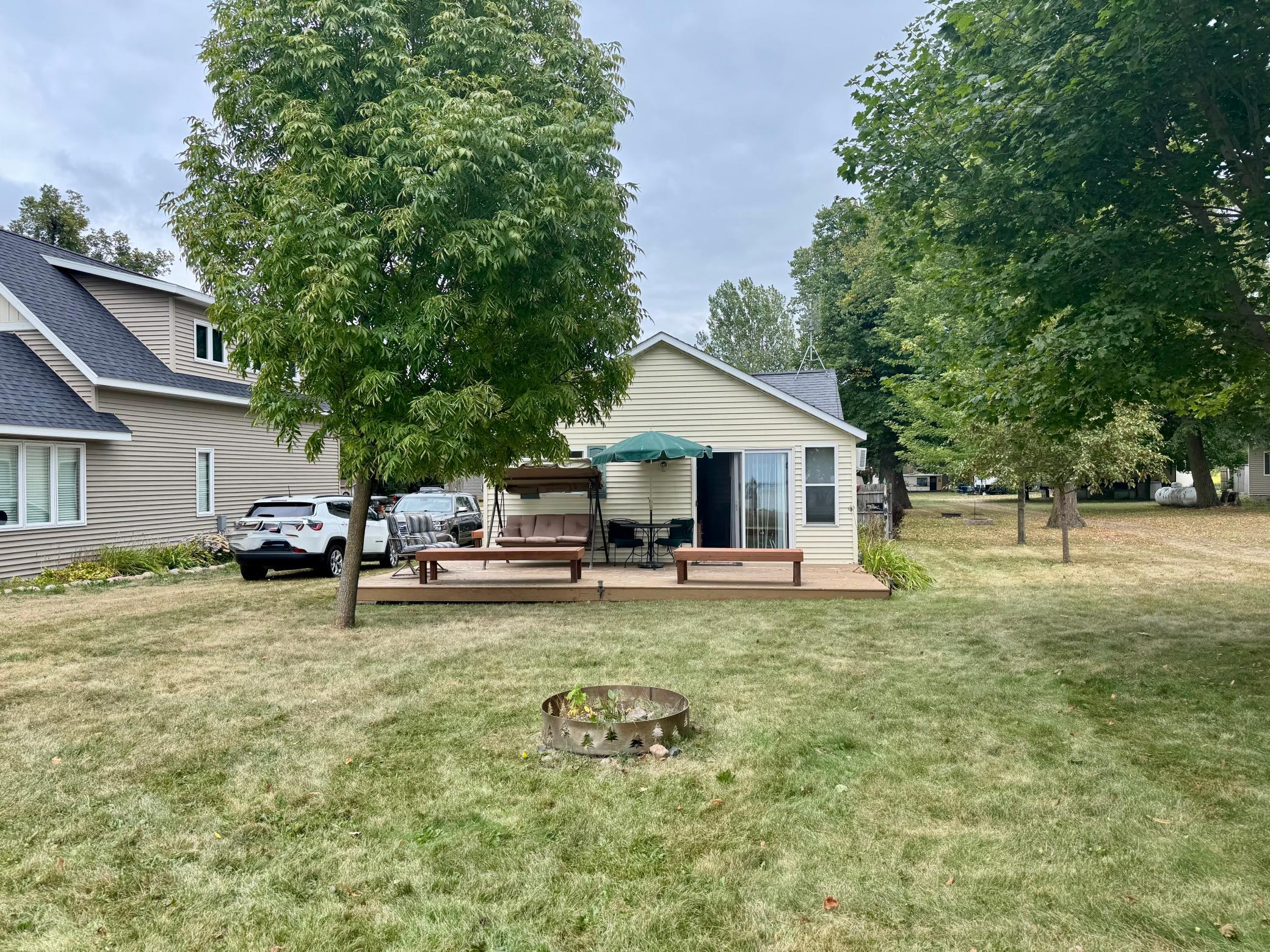 Lakehome 7139905
