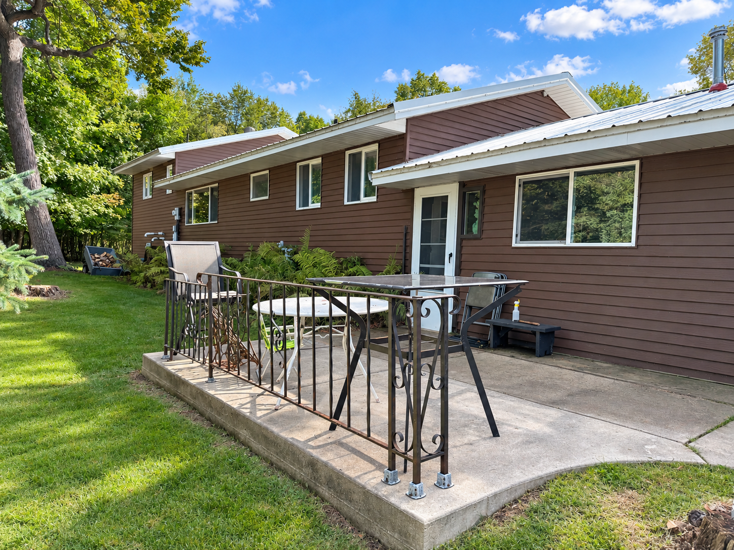 Lakehome 7139976