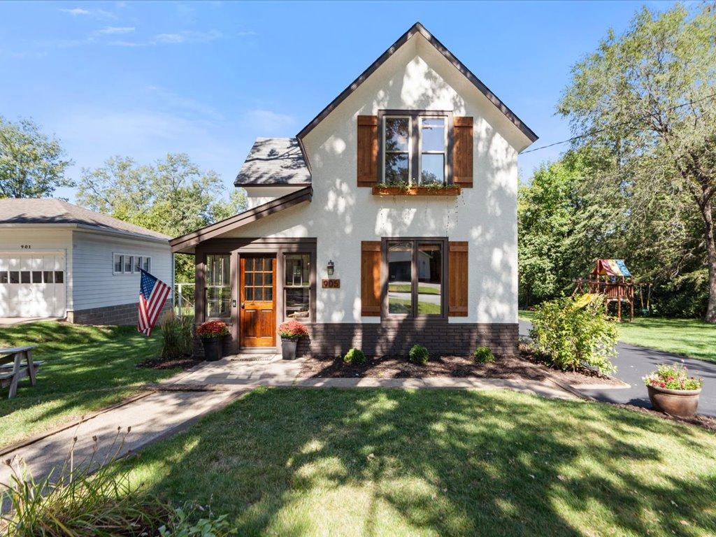 Residential 7140560