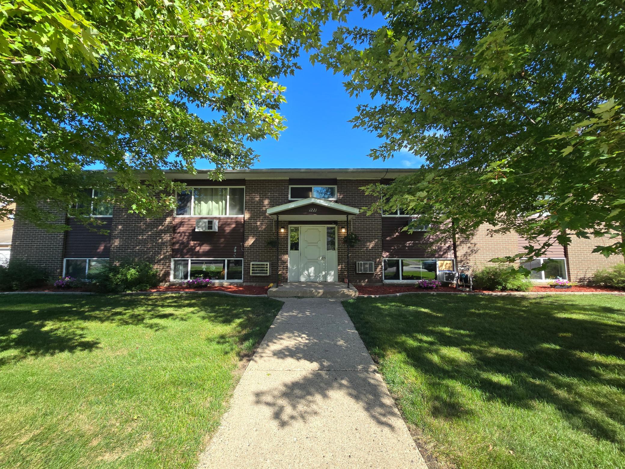 Residential 7140931