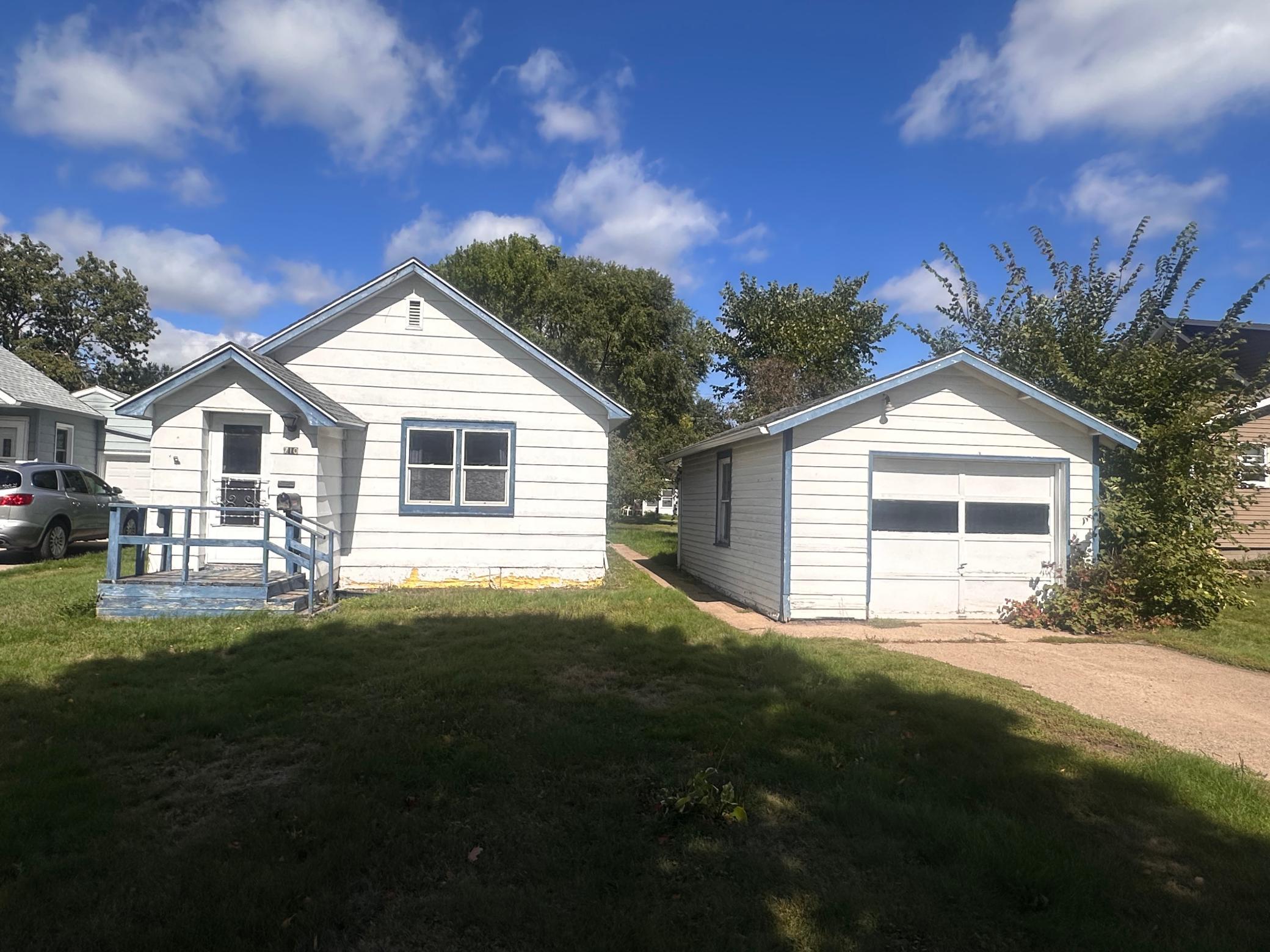 Residential 7143703