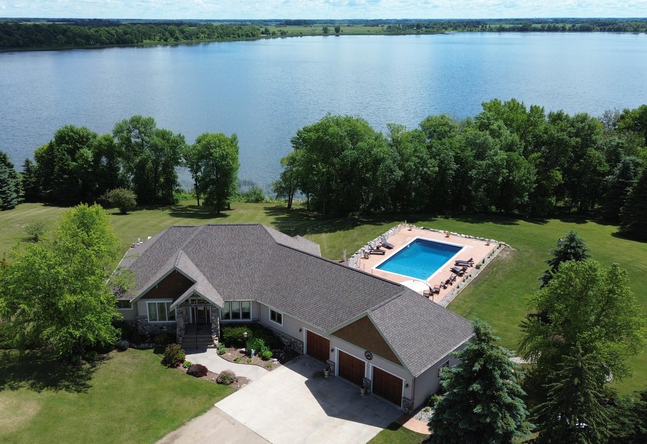 Lakehome 7147286