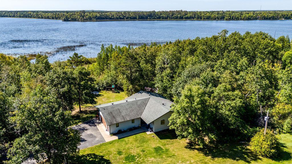 Lakehome 7147849