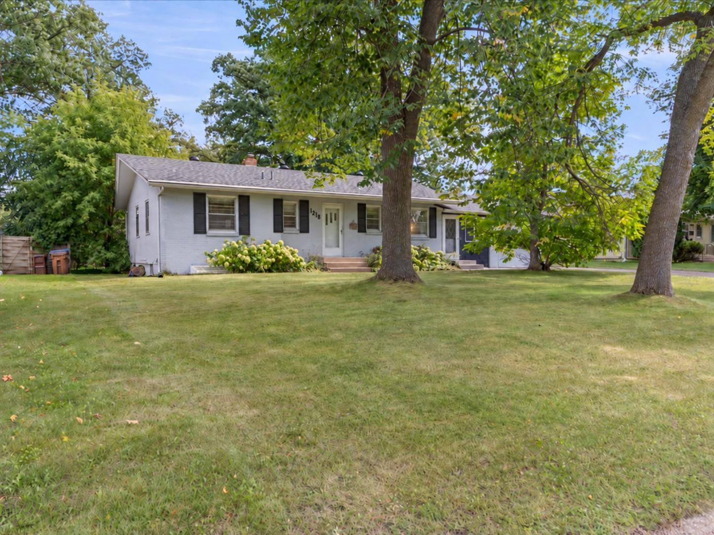 Residential 7148376