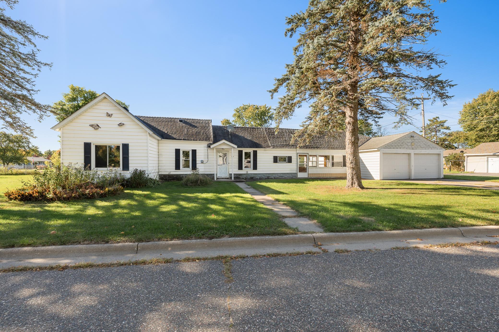 Residential 7148681