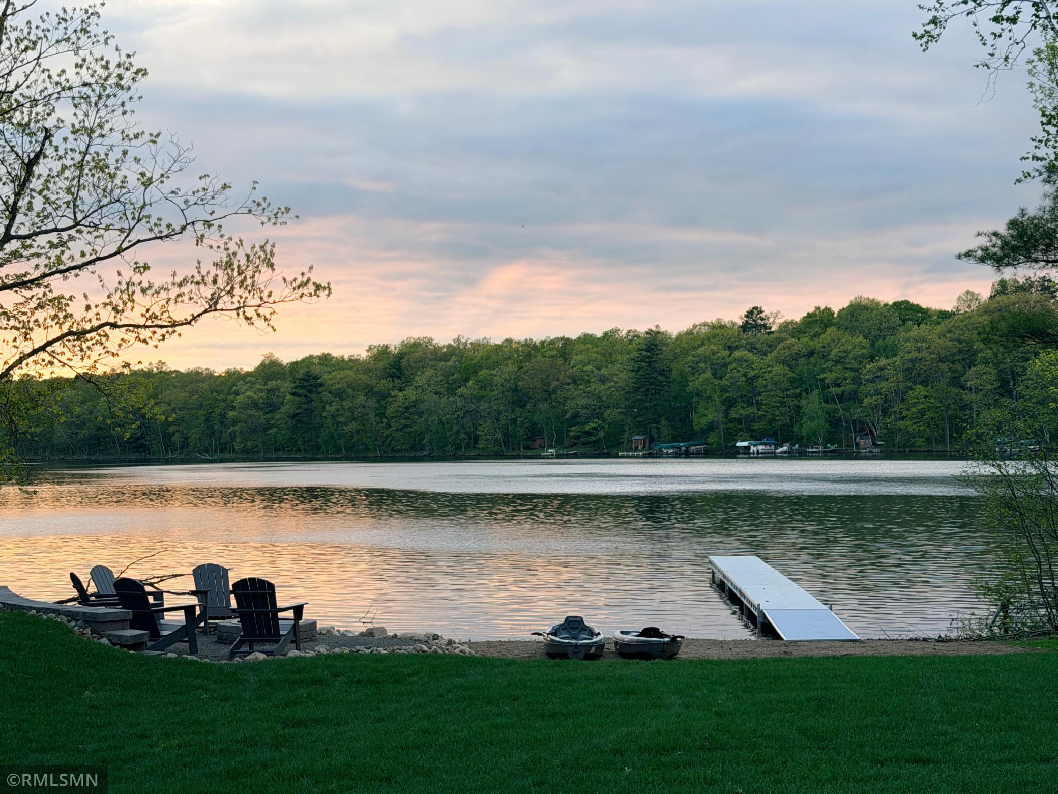 Lakehome 7149061