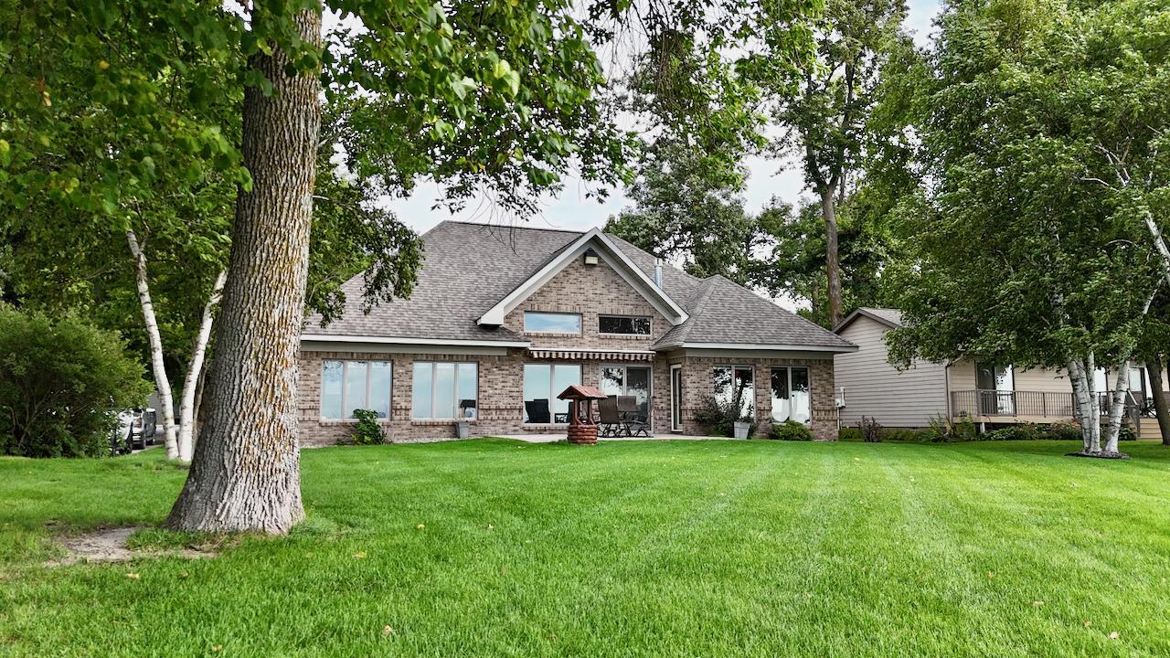 Lakehome 7152133