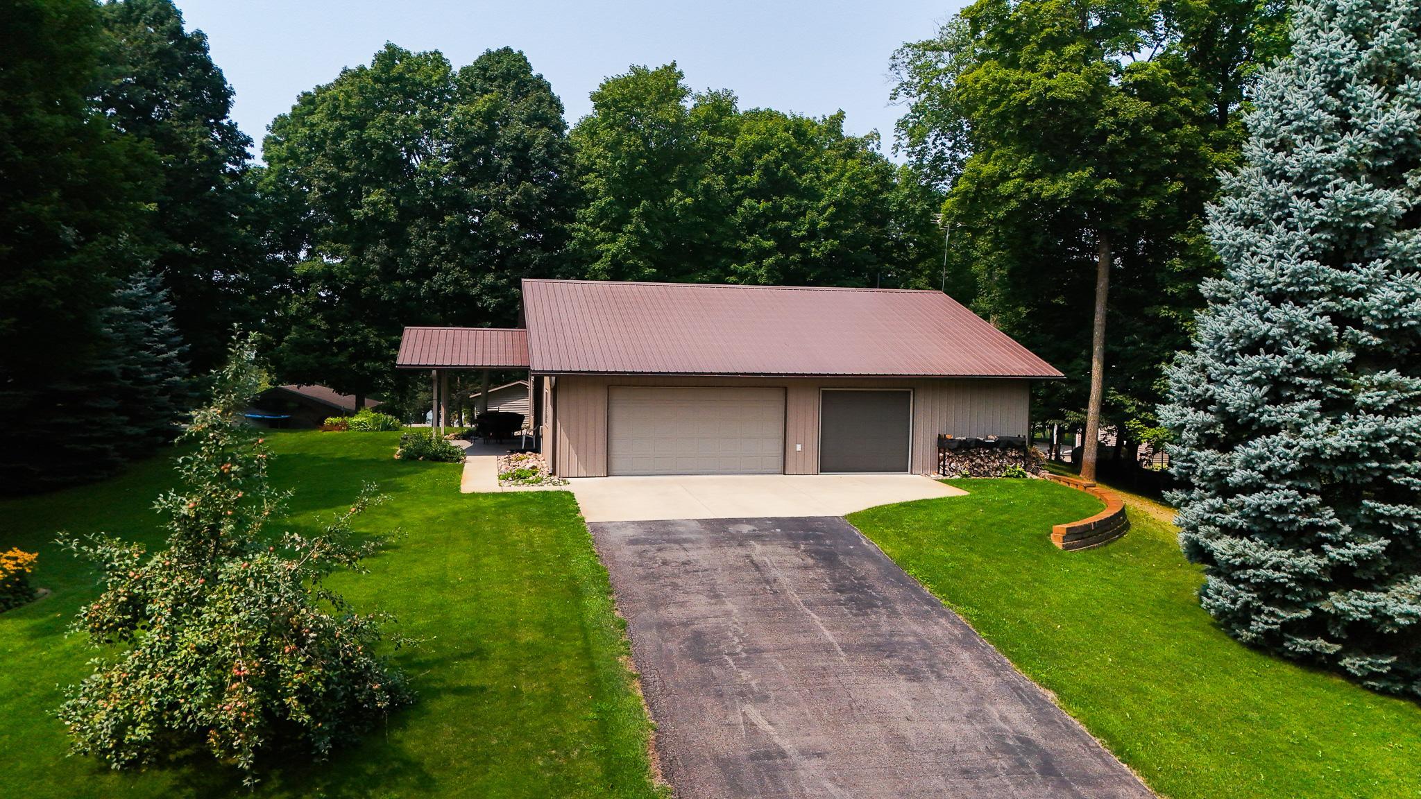 Lakehome 7152699