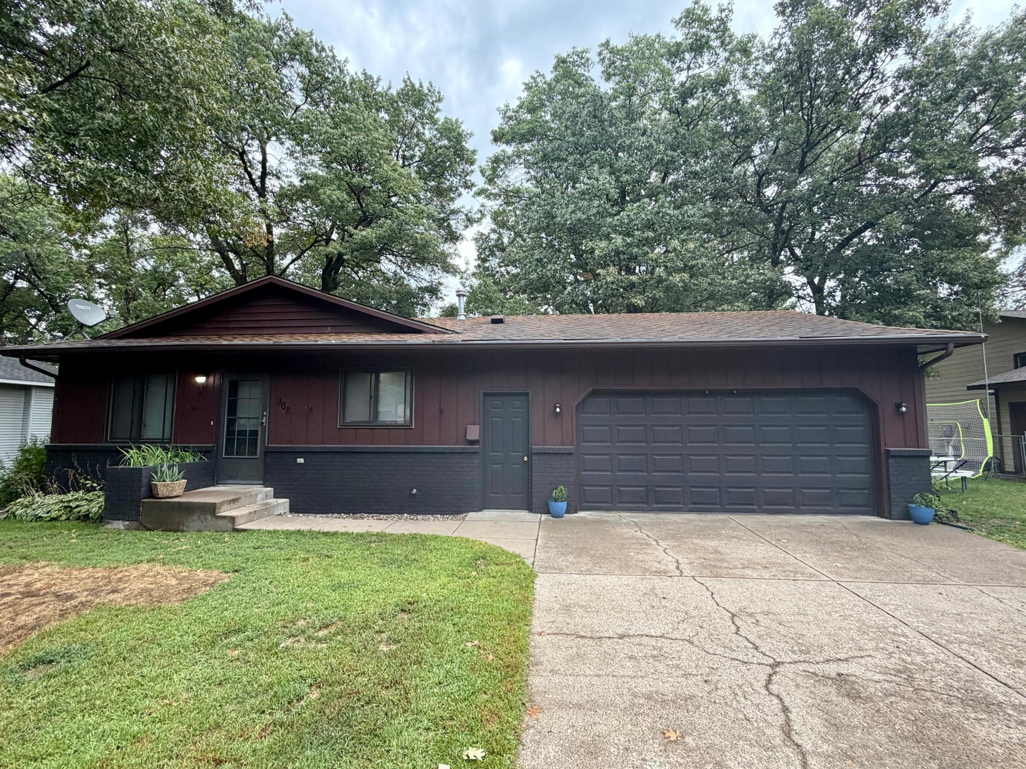 Residential 7154123