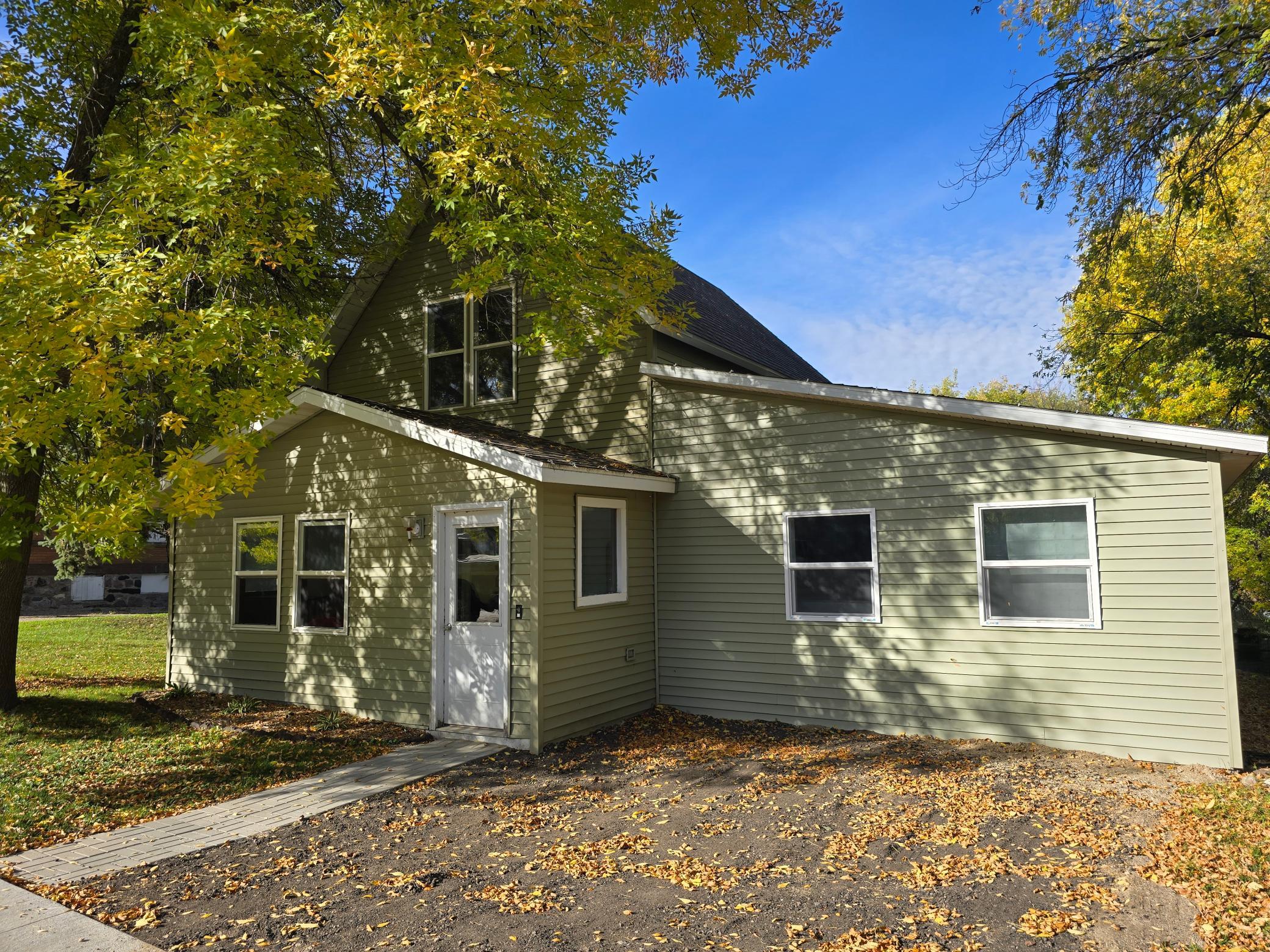 Residential 7155309