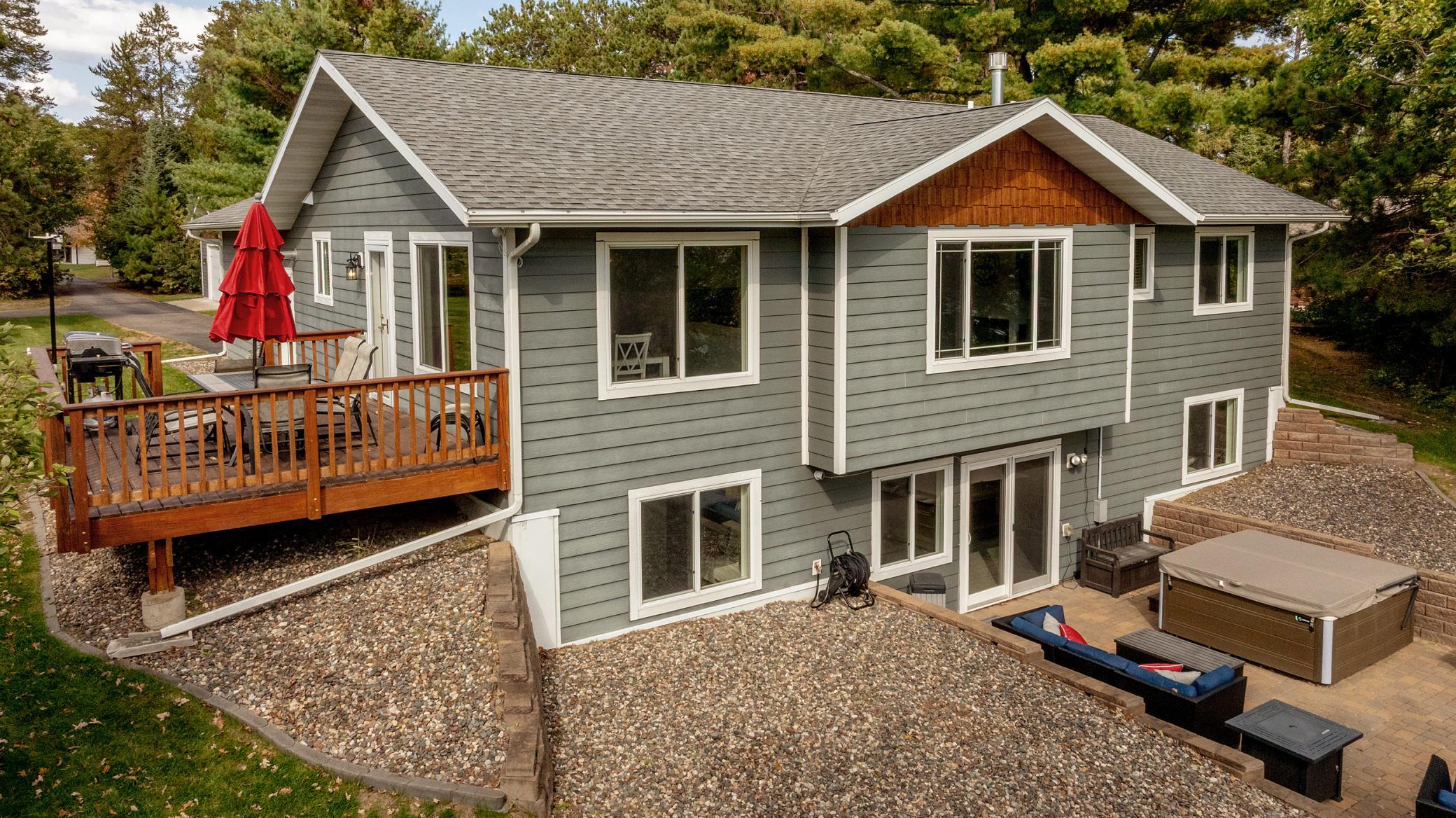 Lakehome 7156170