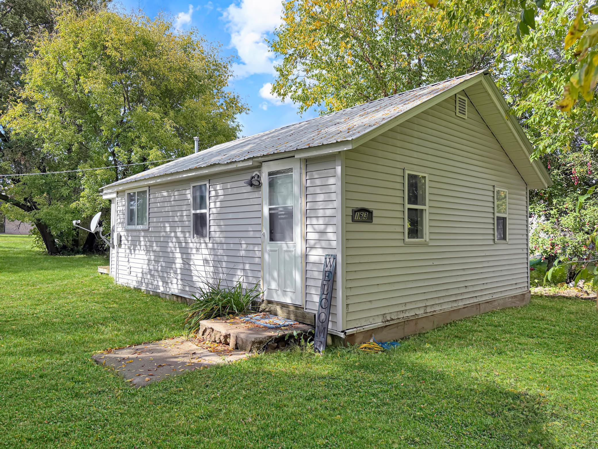 Residential 7156409