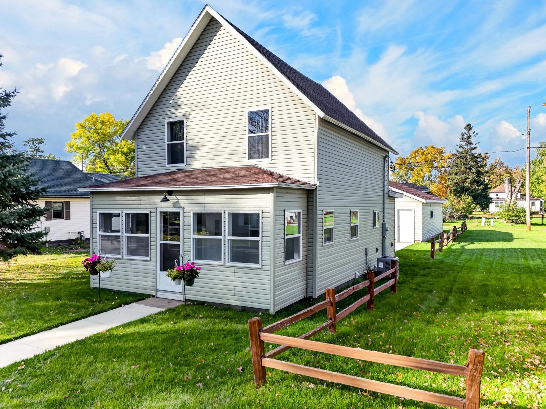 Residential 7157198