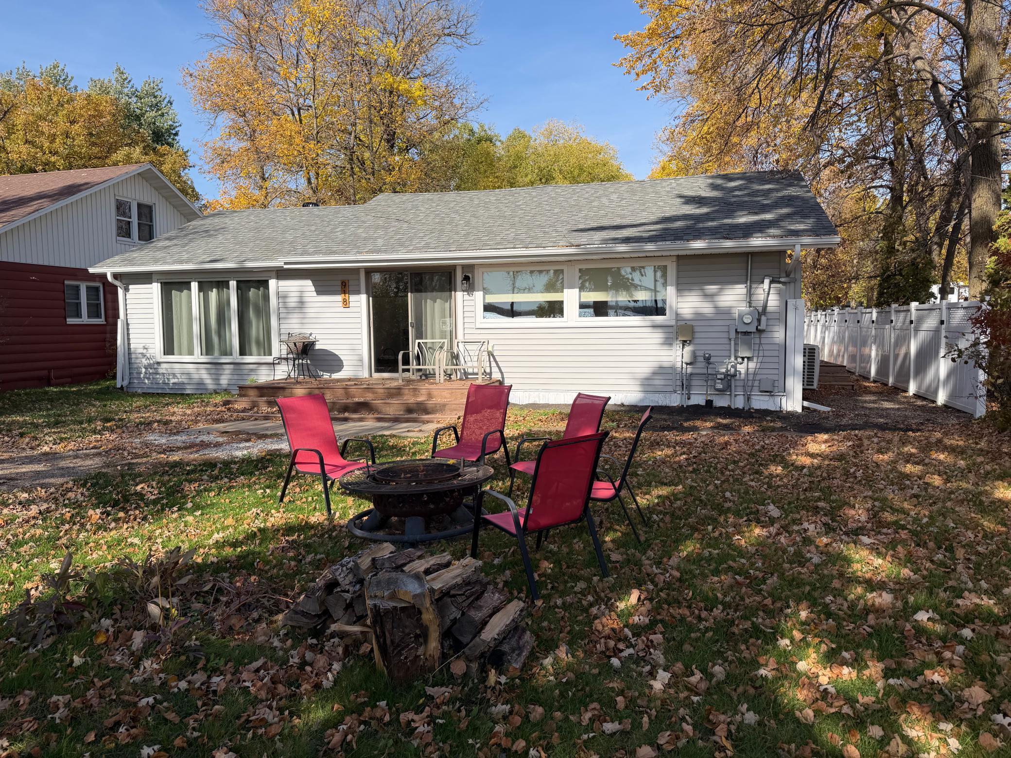 Lakehome 7158429