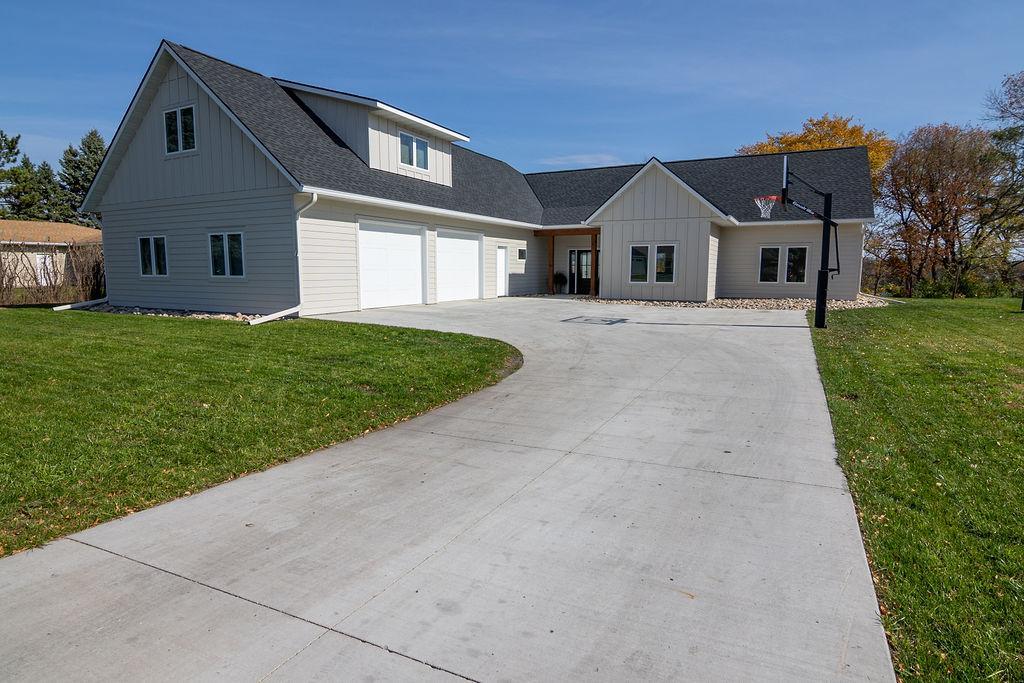 Lakehome 7158632