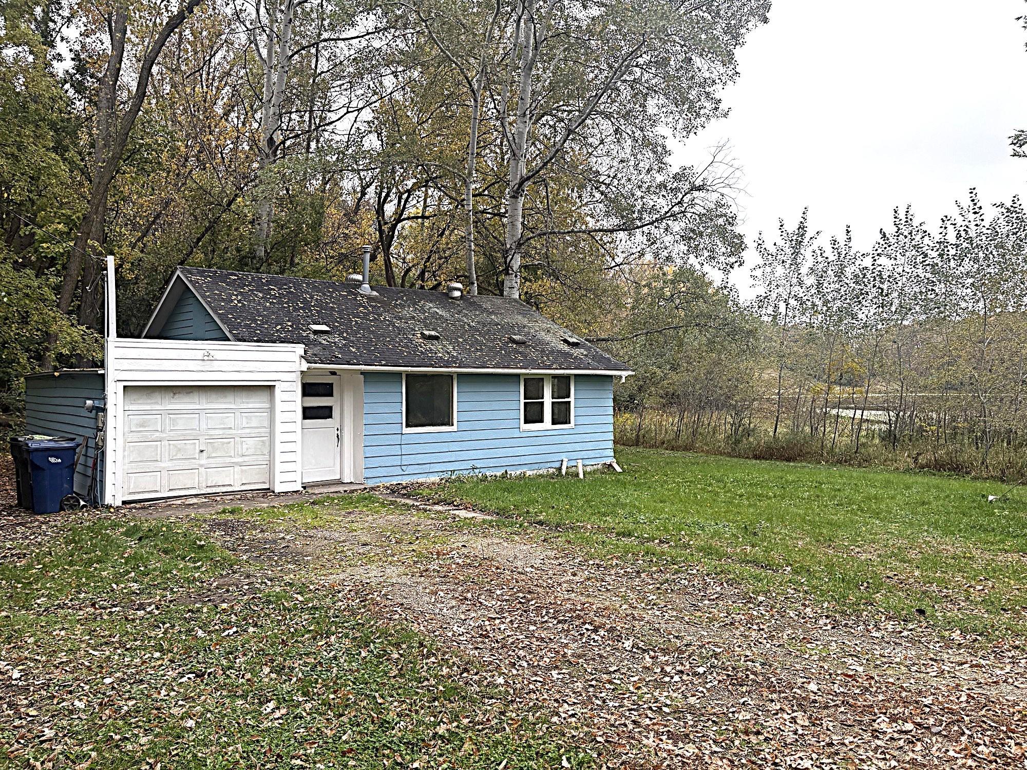 Residential 7162169