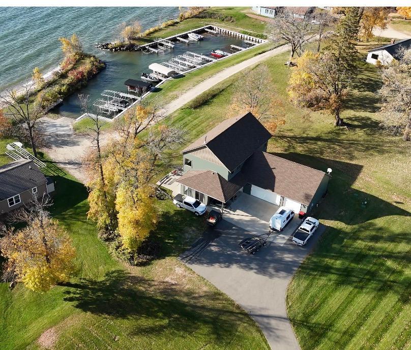 Lakehome 7162841